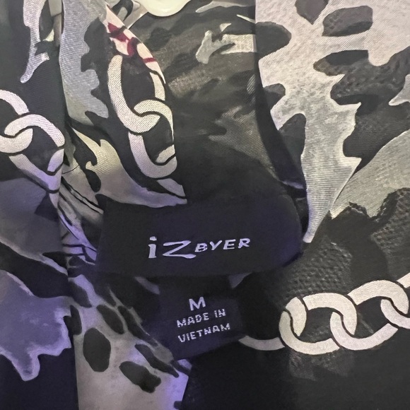 Iz byer blouse - Picture 3 of 3